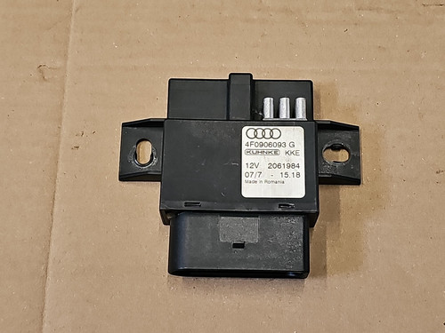 Audi Kraftstoffpumpen Sensor Steuergerät 4F0906093G