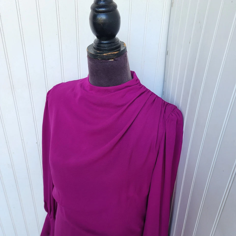 Vestido Express Feminino Fuschia Rosa Cetim Manga Longa Rutched Tamanho G - Imagem 2 de 4