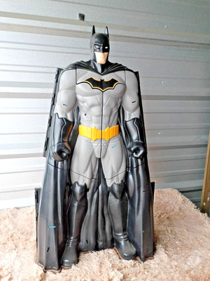 DC Comics Batman Bat-Tech Batcave Giant Transforming Playset