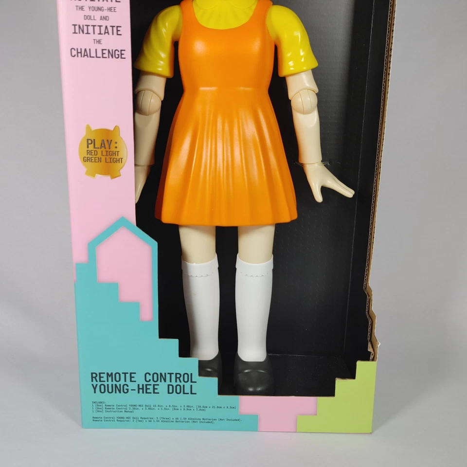 Netflix Juego de Calamares Control Remoto Young-Hee 15" Muñeca Luz Roja Luz Verde Nuevo Foto 3 de 4