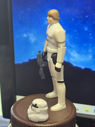 Vintage Kenner 1984 Star Wars POTF Last 17 Luke Skywalker Stormtrooper COMPLETE! - Picture 3 of 11