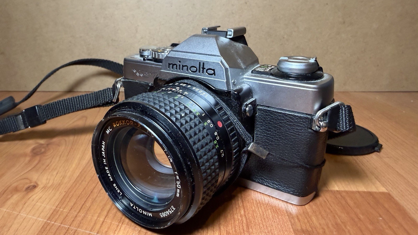 Minolta XG-7 vintage camera equipment - eBay listing photo 4