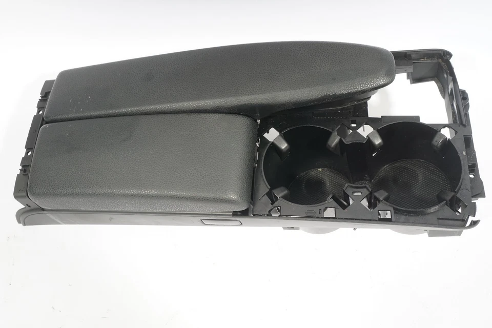 Mercedes Benz C300 W204 2008-2011 consola central reposabrazos reposabrazos portavasos OEM Foto 3 de 4