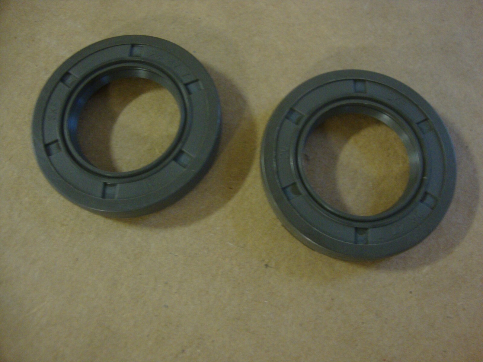 BIG DOG MOTORCYCLES FRONT WHEEL BEARING DUST SEAL SET 200311 MODELS K9 CHOPPER eBay