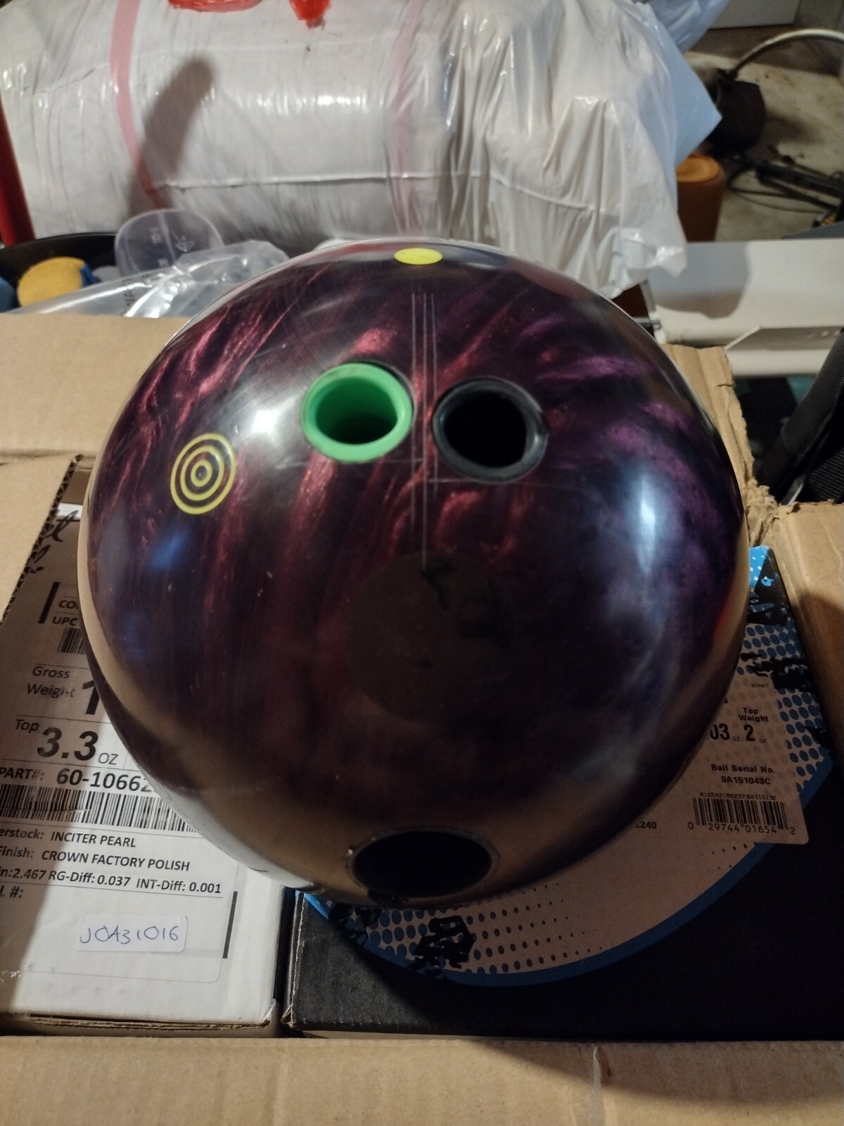 Ebonite Stinger Bowling Ball 15 lb.