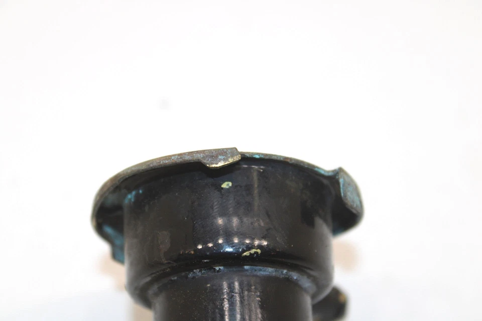 Cuello de llenado de refrigerante Polaris OEM 3083398 Q753 Foto 2 de 4