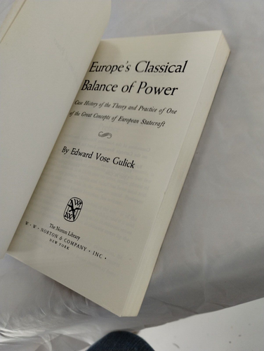 Europe's Classical Balance Of Power by Edward Vose Gulick (paperback, 1967) - Imagen 12 de 16