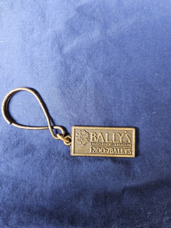 Metal Bally's Casino Keychain Las Vegas Collectible FREE US SHIPPING 