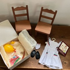 American Girl Molly Birthday Outfit Accessories Dress Shoes Crown Chairs