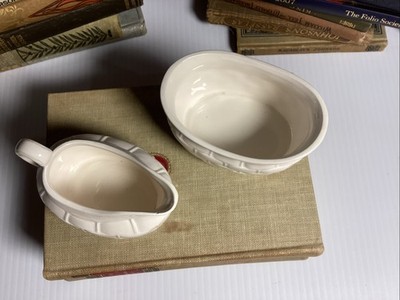 Tiffany & Co. 1977 Porcelain Cream&Sugar Set Berry Basket Weave