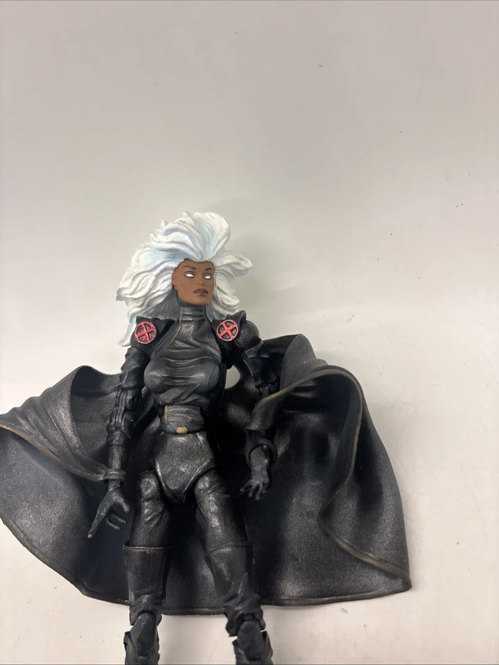 ToyBiz Marvel Legends Series VIII (8) 2005 Storm Black Costume 6” Figure LOOSE - Image 2 of 3