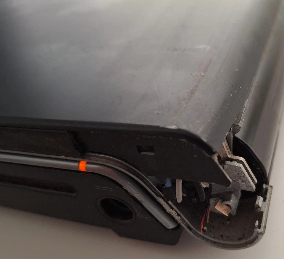 Dell Retro Gaming Studio 1537 Laptop 15,6" Display  ( 1440 ) - Bild 3 von 4