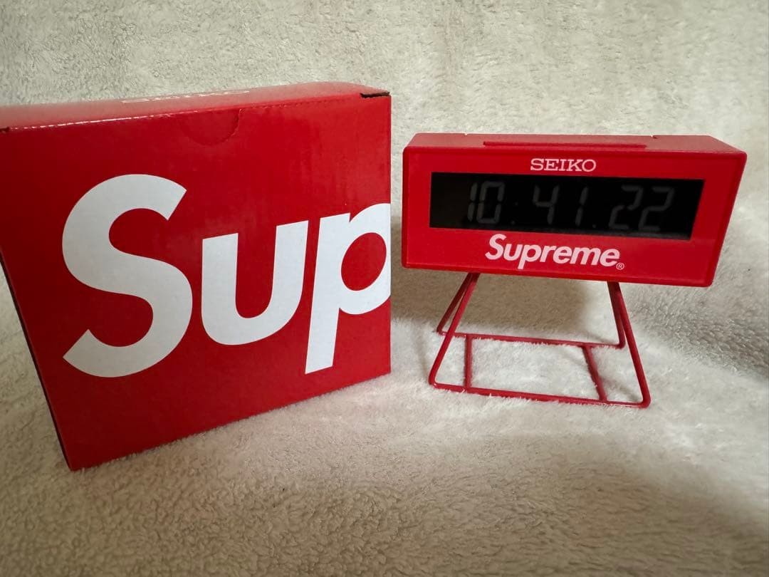 Supreme Seiko Marathon Clock 2021S/S Limited Edition Fashion