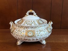 Royal Crown Derby Green Derby Panel Covered V...