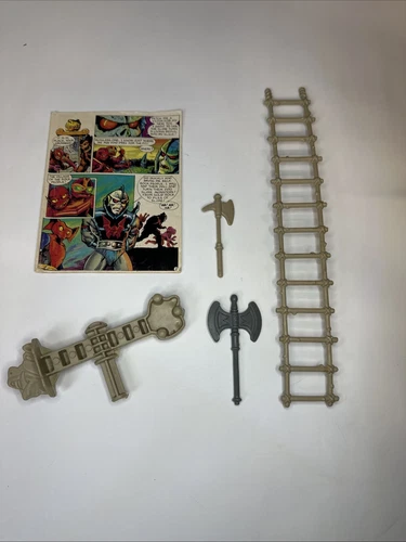 1982 Vintage Mattel HE MAN Masters of the Universe CASTLE GRAYSKULL Parts MOTU