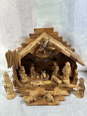 Large Nativity Scene w/ Stable Set Hand Carved Olive Wood 11 pieces Musical Star