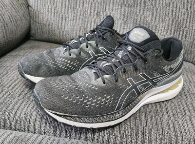 ASICS GEL-KAYANO 28 1012B047 Women's Running Shoes Size 11.5 US Just One Sole