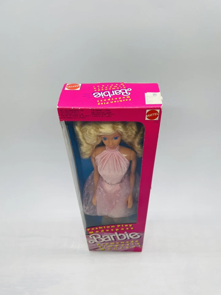Barbie 1988 Fashion Play / Sympatia Fabriqué en Chine NRFB - Photo 2/4