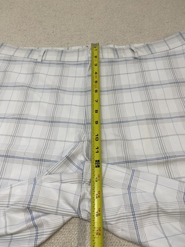 Kirkland Signature Golf Shorts Men’s 44 Plaid White Grey Performance - Picture 11 of 13