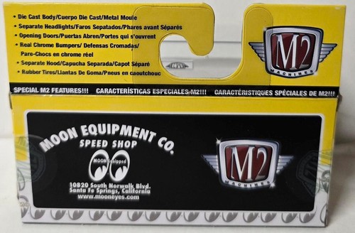 M2 MACHINES 1959 VW DOUBLE CAB TRUCK MOON EQUIP 1:64 SCALE LE 8488 WALMART NEW - Picture 3 of 3