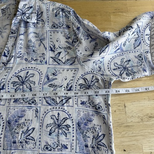 C&C California 100% Linen Tropical Print Button Down Top Blue & White Large EUC - Picture 8 of 11