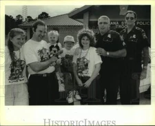 1989 Press Photo State Police Troop L members with Grant-A-Wish program winners
