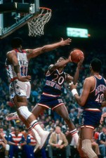 Michael Ray Richardson of the New York Knicks Basketball 1980 Photo 4