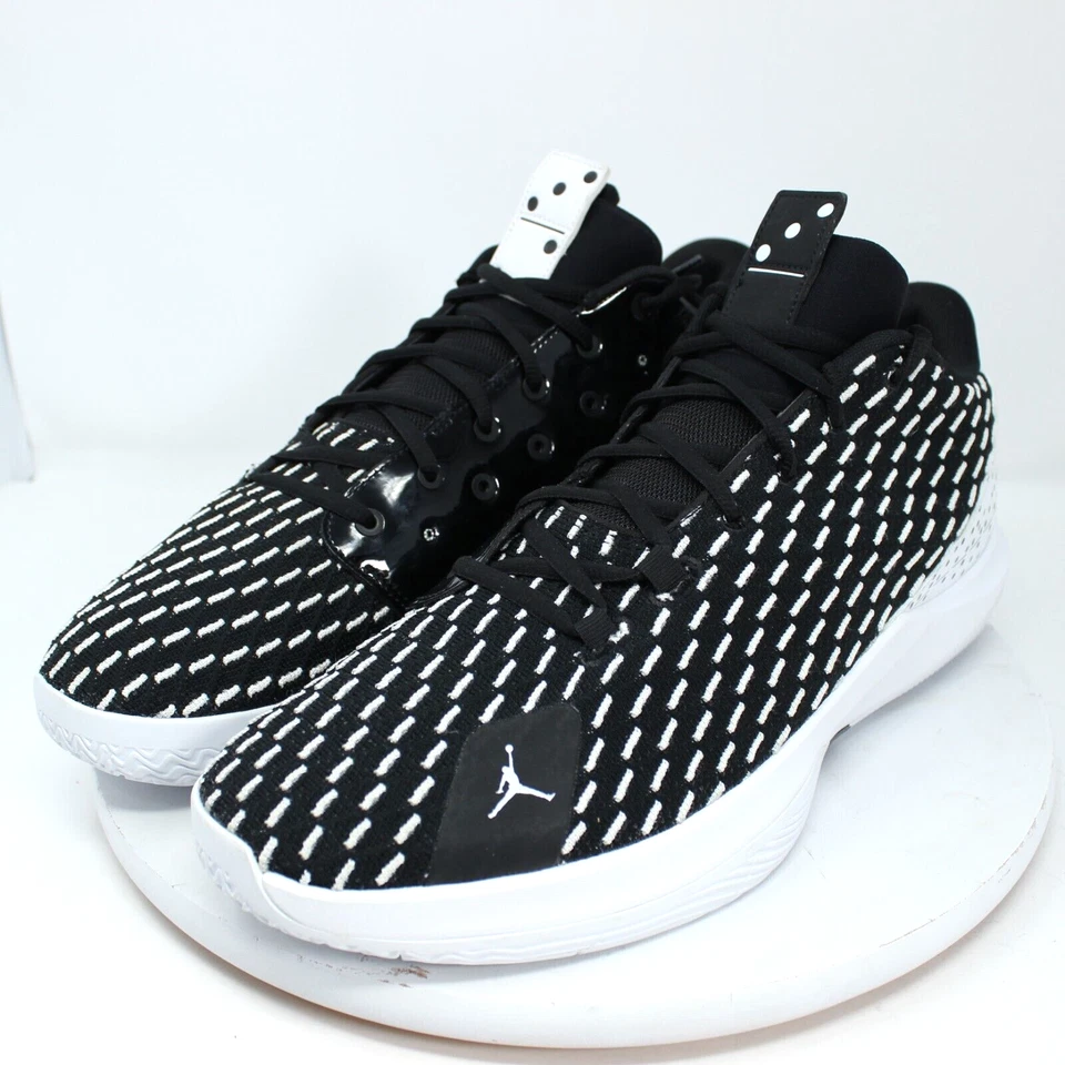 Zapatos de baloncesto Nike Air Jordan CP3XII PF talla 14 negros/blancos AQ3744-010 DOMINO Foto 2 de 4