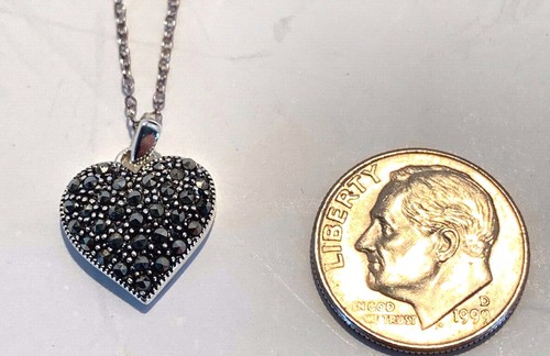 Marcasite Heart Pendant on a Sterling silver Chain Necklace - Imagen 4 de 5