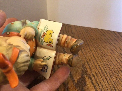 Goebel #8 Book Worm Hummel Figurine,W.Germany,used condition - Picture 7 of 16
