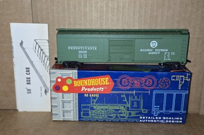 HO Roundhouse Diecast Base 1210 Pennsylvania 50' Single Door Box Car Kit LowShip
