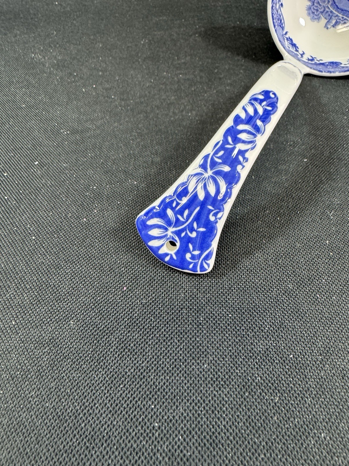 Picture 3 of 8