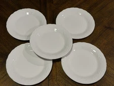 Vintage Tabletops Unlimited White Gallery Versailles Salad Plates Set Of 5 Five