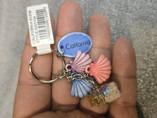 Vintage Keychain Souvenir Sea Shell Style Clam  Sand California C201