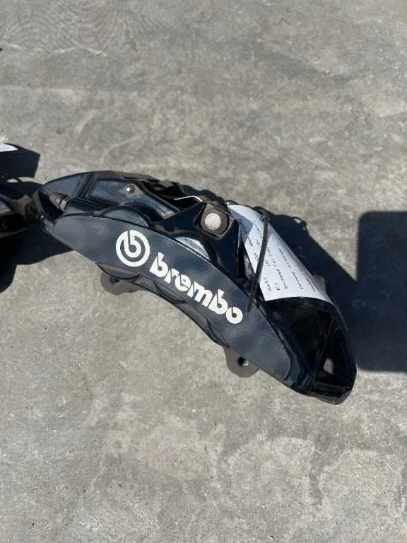 Par de pinzas delanteras Brembo Ford Mustang Shelby GT500 2013-2014 Foto 2 de 4