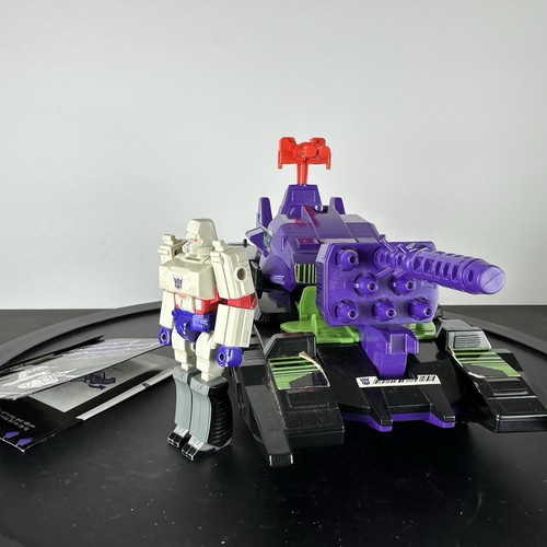 Transformers G1 Megatron Neutro-Fusion Tank 1990 Action Masters Hasbro Complete - Picture 16 of 17