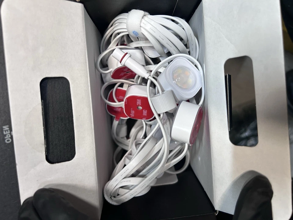 Govee Pro Permanent Outdoor LED Lights, 200ft Range, 120 RGBIC, White - Image 4 of 4