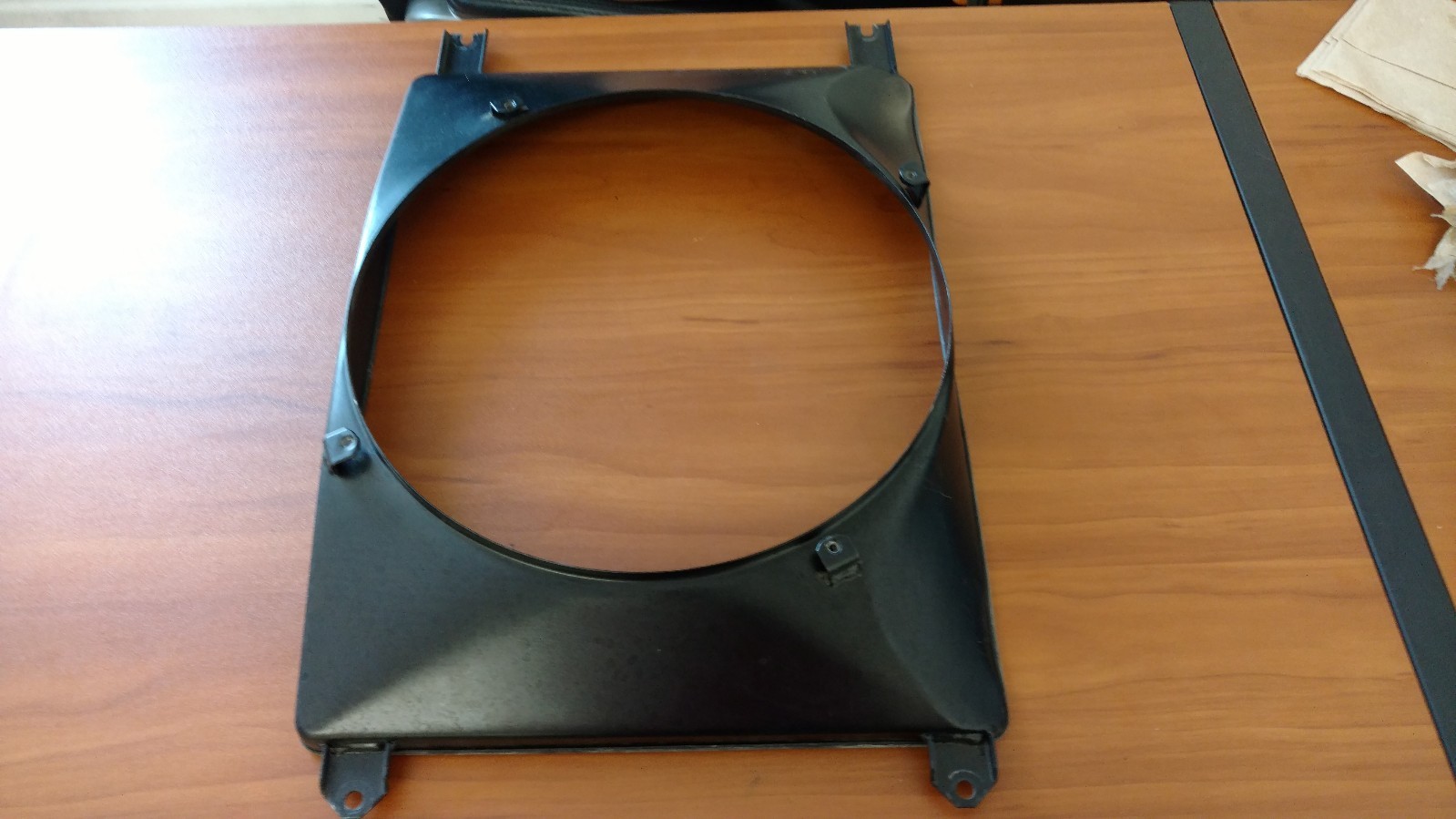 LAMBORGHINI MURCIELAGO DIABLO RADIATOR FAN SHROUD AIR DUCT OEM 410121334A 