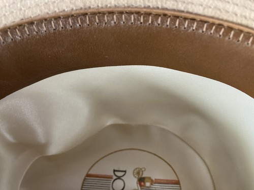 Dobbs Fedora - Beige Suede - Never Worn - Size 7.25 - Excellent Condition - Picture 14 of 14