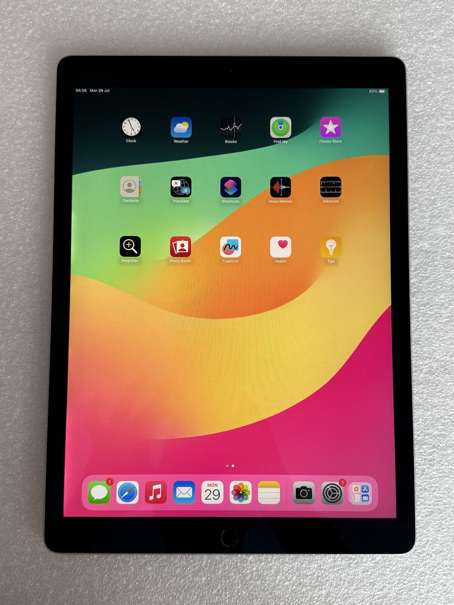 Apple iPad Pro 2nd Gen. 256GB, Wi-Fi, 12.9 in - Space Grey - GOOD
