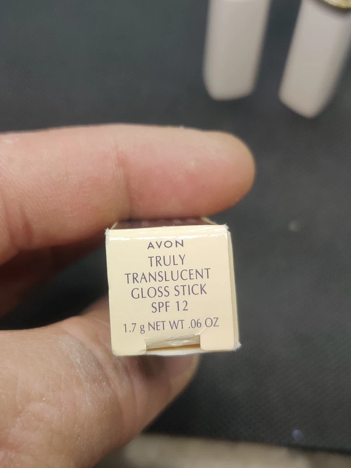 AVON Truly Translucent Gloss Stick - Shimmering Bronze - SPF12 NOS - Image 3 of 3