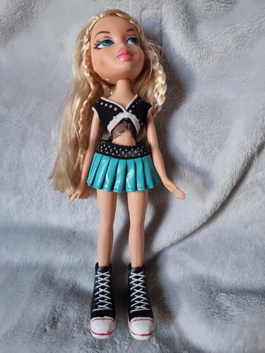 Mga Entertainment Bratz Play Sportz Rockin Cheerleader