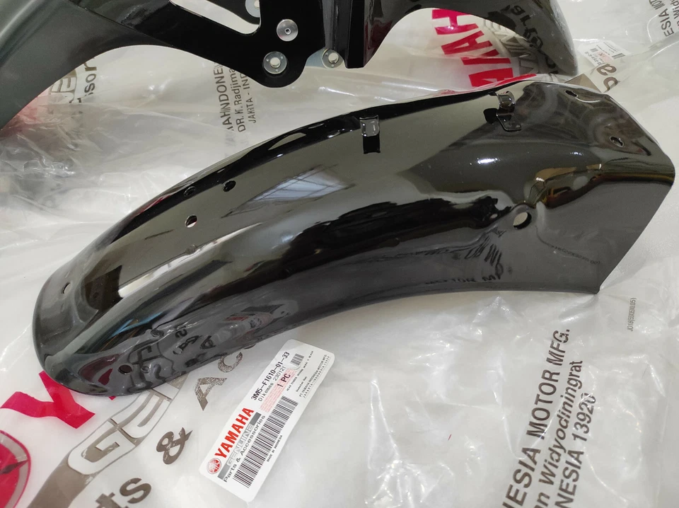 Yamaha RXK RXS RX115 RX135 RX King Front Rear Fender Mudguard Black Genuine - Image 2 of 4