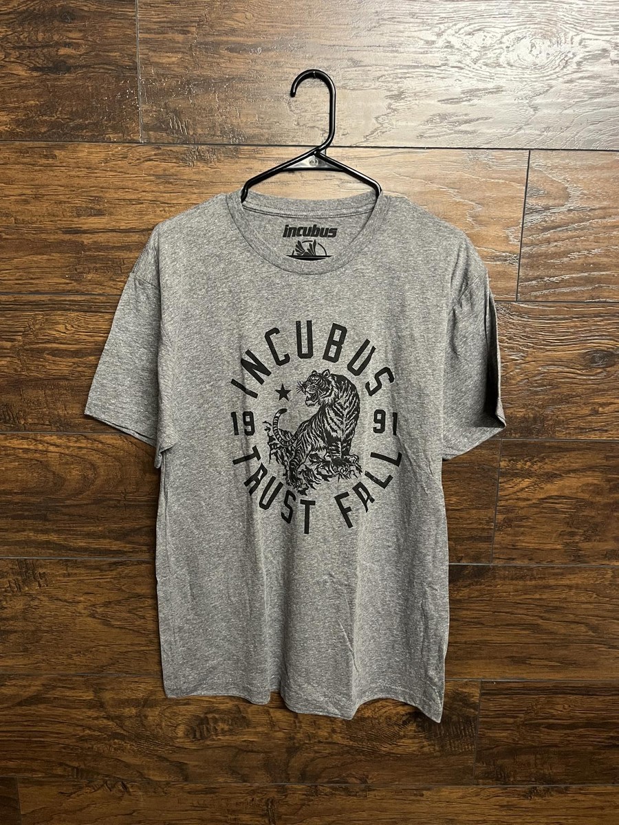 Incubus T-shirt - 2015 Incubus Trust Fall Tour Tiger -Large | eBay