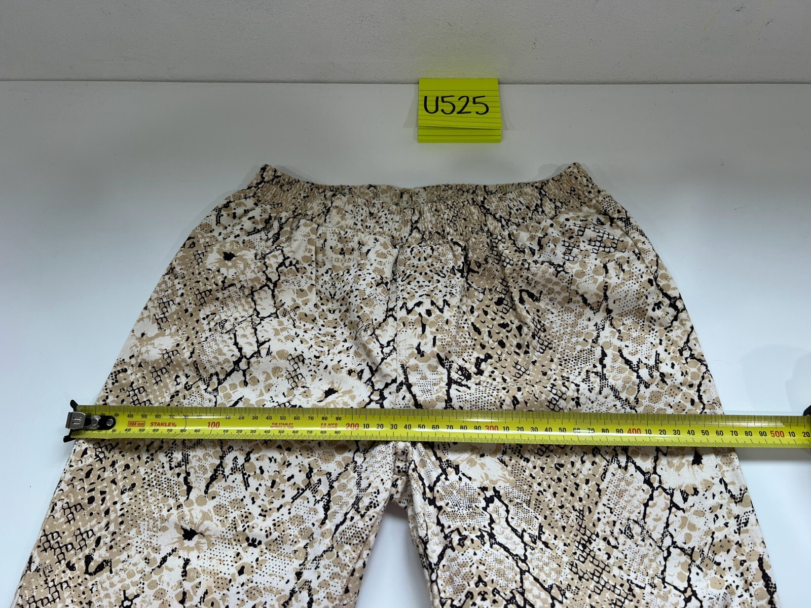 Spell Women's Snakeskin Python Print Pants Size 10 - image 8