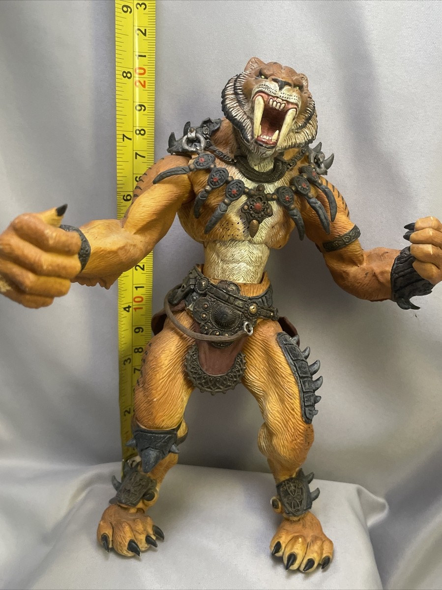 Stan Winston Creatures 2001 Realm of the Claw Sabyr Figure Tiger