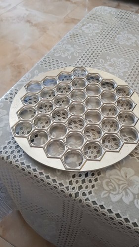 37 Holes Dumplings Maker Ravioli Aluminum Mold Pelmeni DIY Tools Make Pastry - Picture 12 of 12
