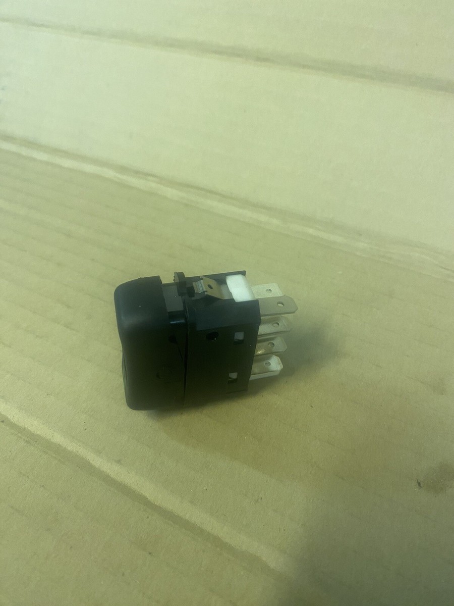MB A 6885457814 Schalter Mercedes Benz SK NG Lkw 8polig Einzeln 