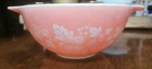 Vintage Pyrex 442 Pink Gooseberry 1.5 qt Cinderella Mixing Bowl Nesting