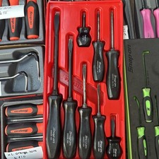 Snap on tools black hard handle screwdrivers 8pc set in tray
